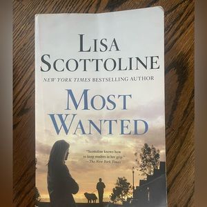 Lisa Scottoline Most Wanted bestseller book 4/$20